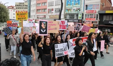 Bolu’da Kadın Cinayetlerine Protesto Gösterisi